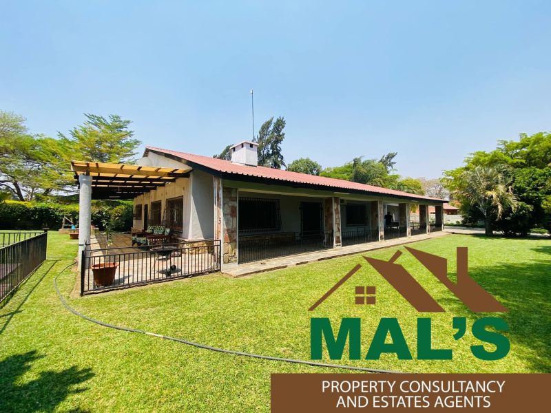 FOR SALE | Eureka Park 3 Bedroomed House