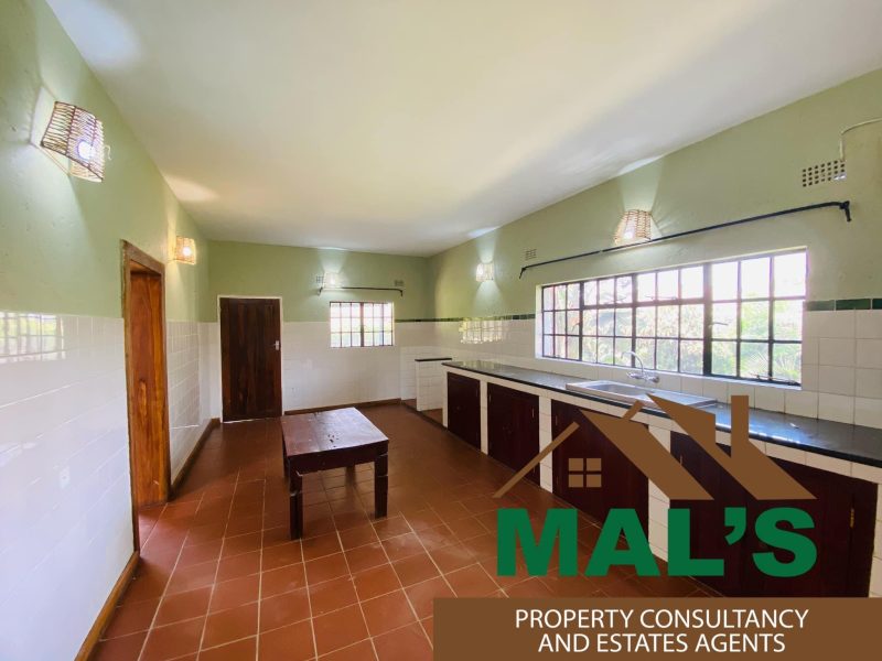 FOR SALE | Eureka Park 3 Bedroomed Double Storey House