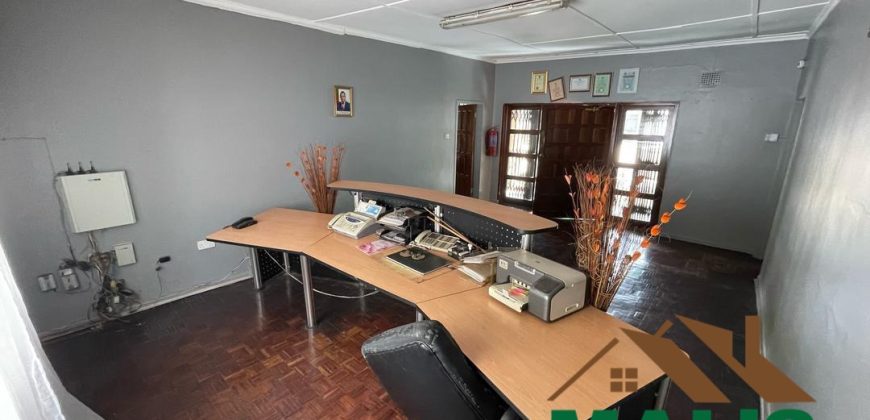 FOR SALE | Rhodes Park Commercial Property