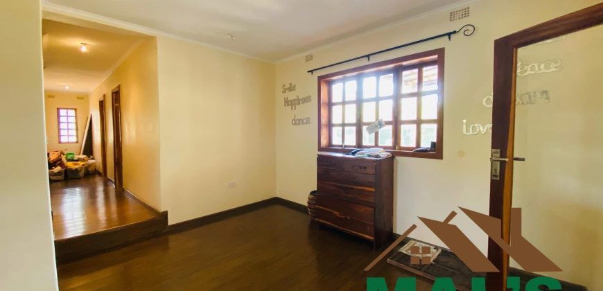 FOR SALE | State Lodge Three Bedroomed House On 1.4 Acres