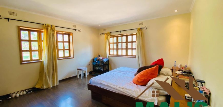 FOR SALE | State Lodge Three Bedroomed House On 1.4 Acres