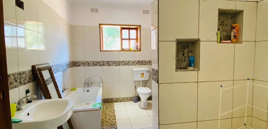 FOR SALE | State Lodge Three Bedroomed House On 1.4 Acres