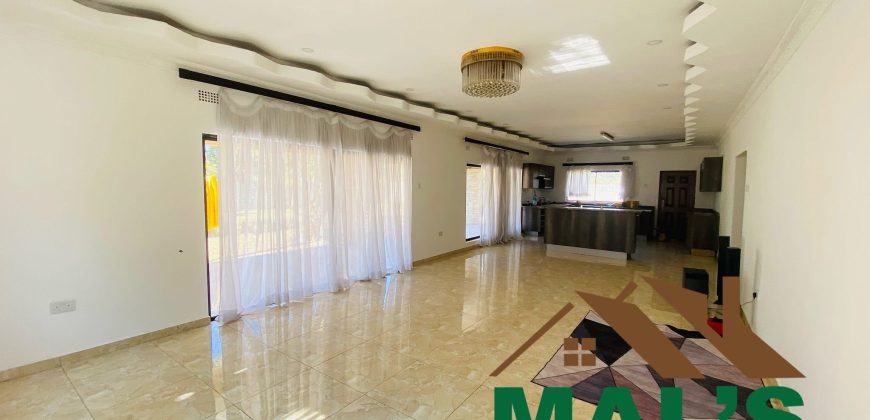FOR SALE | Chamba Valley Farm House Sitting On 4.9 Acres Land