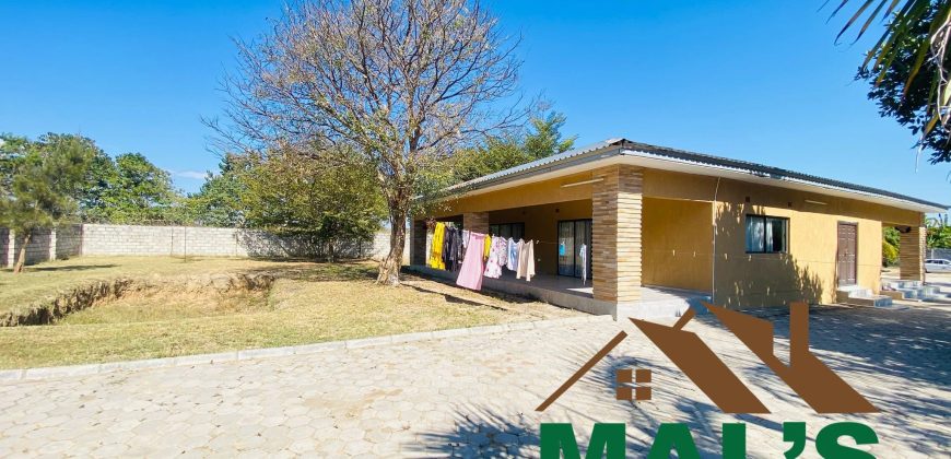 FOR SALE | Chamba Valley Farm House Sitting On 4.9 Acres Land