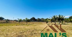 FOR SALE | Chamba Valley Farm House Sitting On 4.9 Acres Land