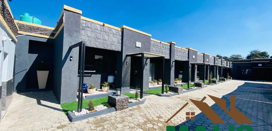 FOR SALE | Silverest 8 Flats Near UNILAS