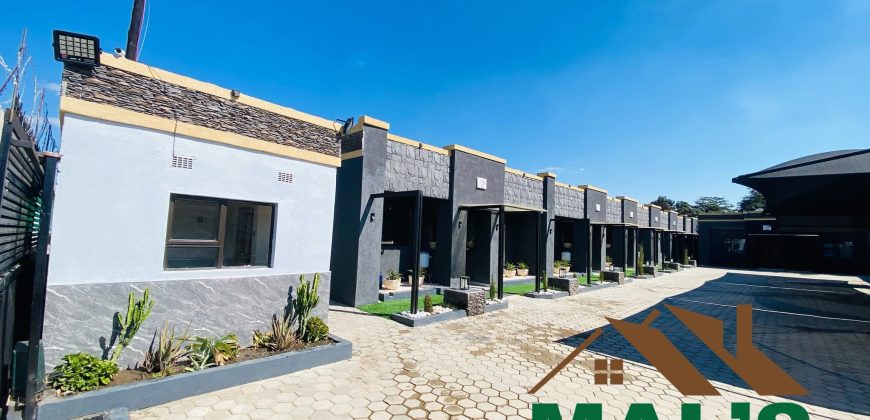 FOR SALE | Silverest 8 Flats Near UNILAS