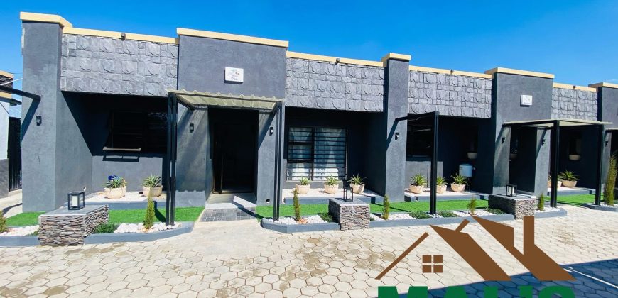 FOR SALE | Silverest 8 Flats Near UNILAS