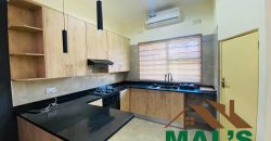 FOR SALE | Silverest 8 Flats Near UNILAS