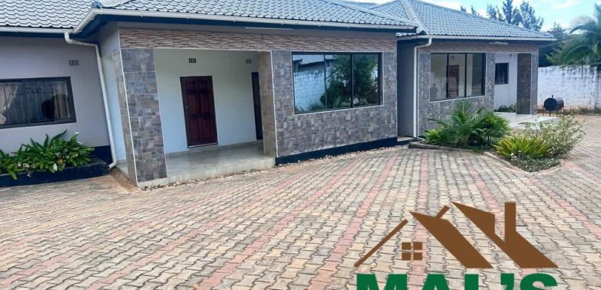 FOR SALE | Kalundu Five Flats