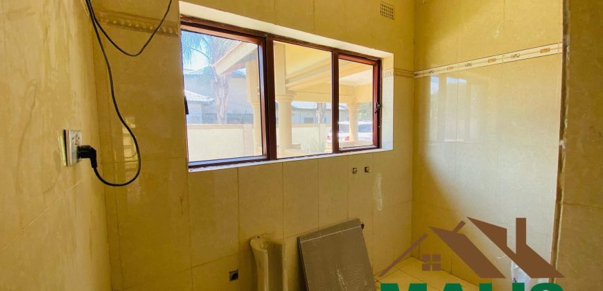 FOR SALE | Ibex Meanwood Four Bedroomed House