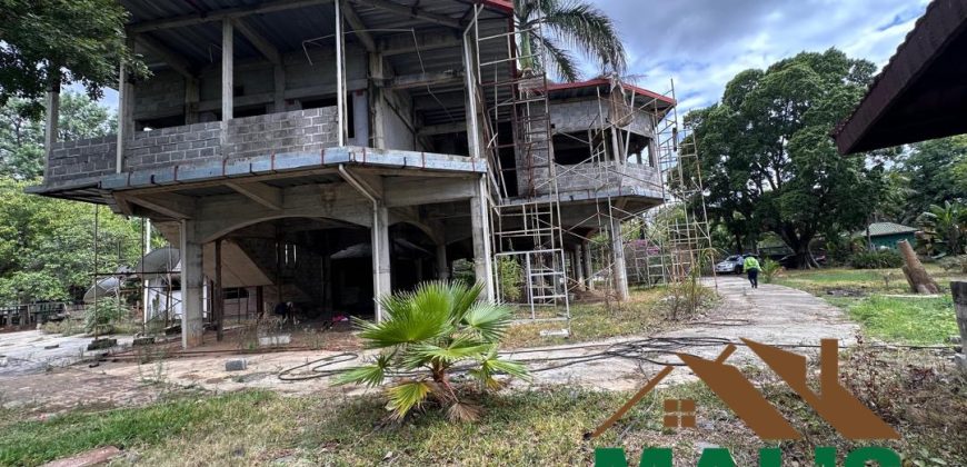 FOR SALE | Sunningdale Seven Bedroomed Double Storey House