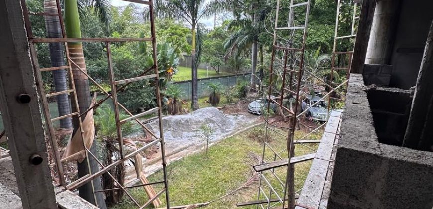 FOR SALE | Sunningdale Seven Bedroomed Double Storey House