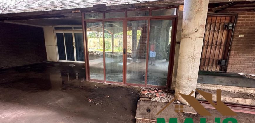 FOR SALE | Sunningdale Seven Bedroomed Double Storey House