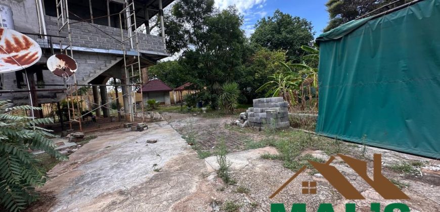 FOR SALE | Sunningdale Seven Bedroomed Double Storey House