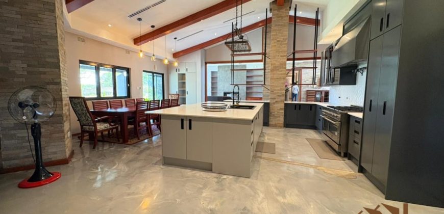 FOR SALE | State Lodge Five Bedroomed Mansion